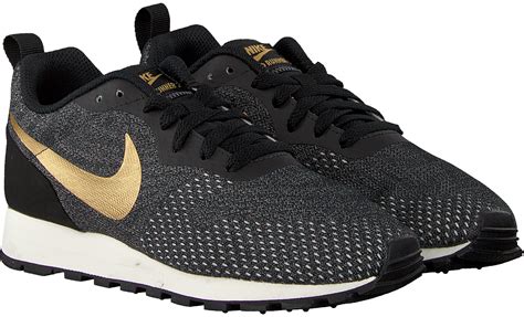 nike schoenen maat 23.5|nike zwarte sneakers.